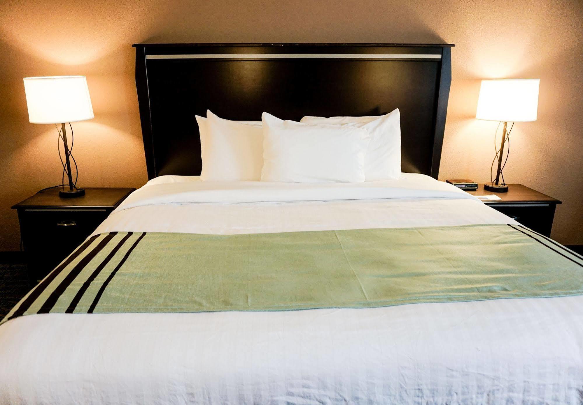 Boarders Inn & Suites By Cobblestone Hotels - Grand Island Εξωτερικό φωτογραφία