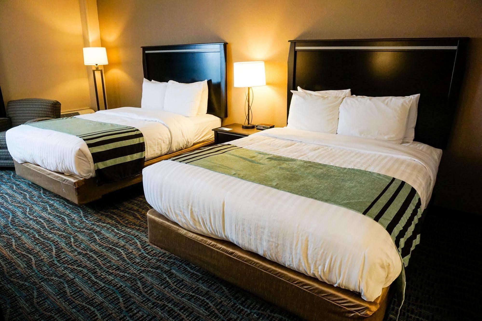 Boarders Inn & Suites By Cobblestone Hotels - Grand Island Εξωτερικό φωτογραφία