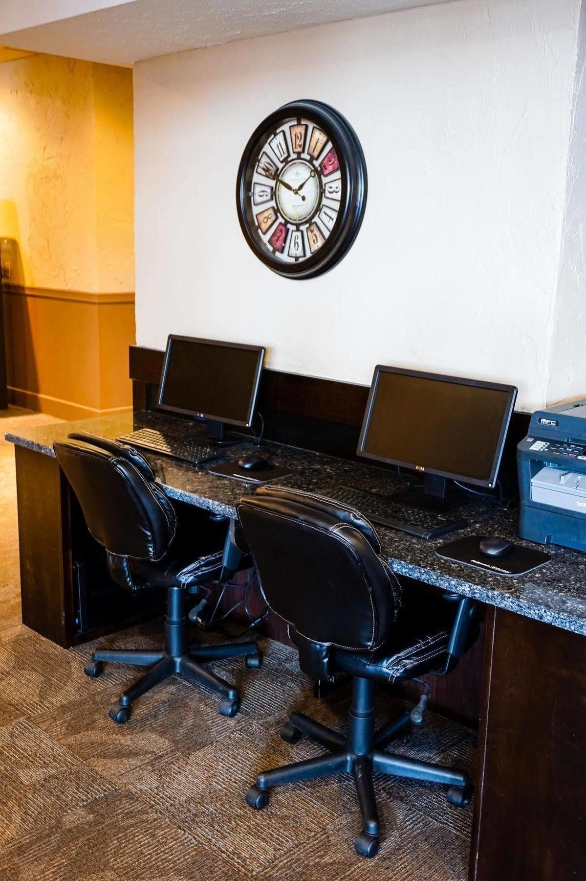 Boarders Inn & Suites By Cobblestone Hotels - Grand Island Εξωτερικό φωτογραφία